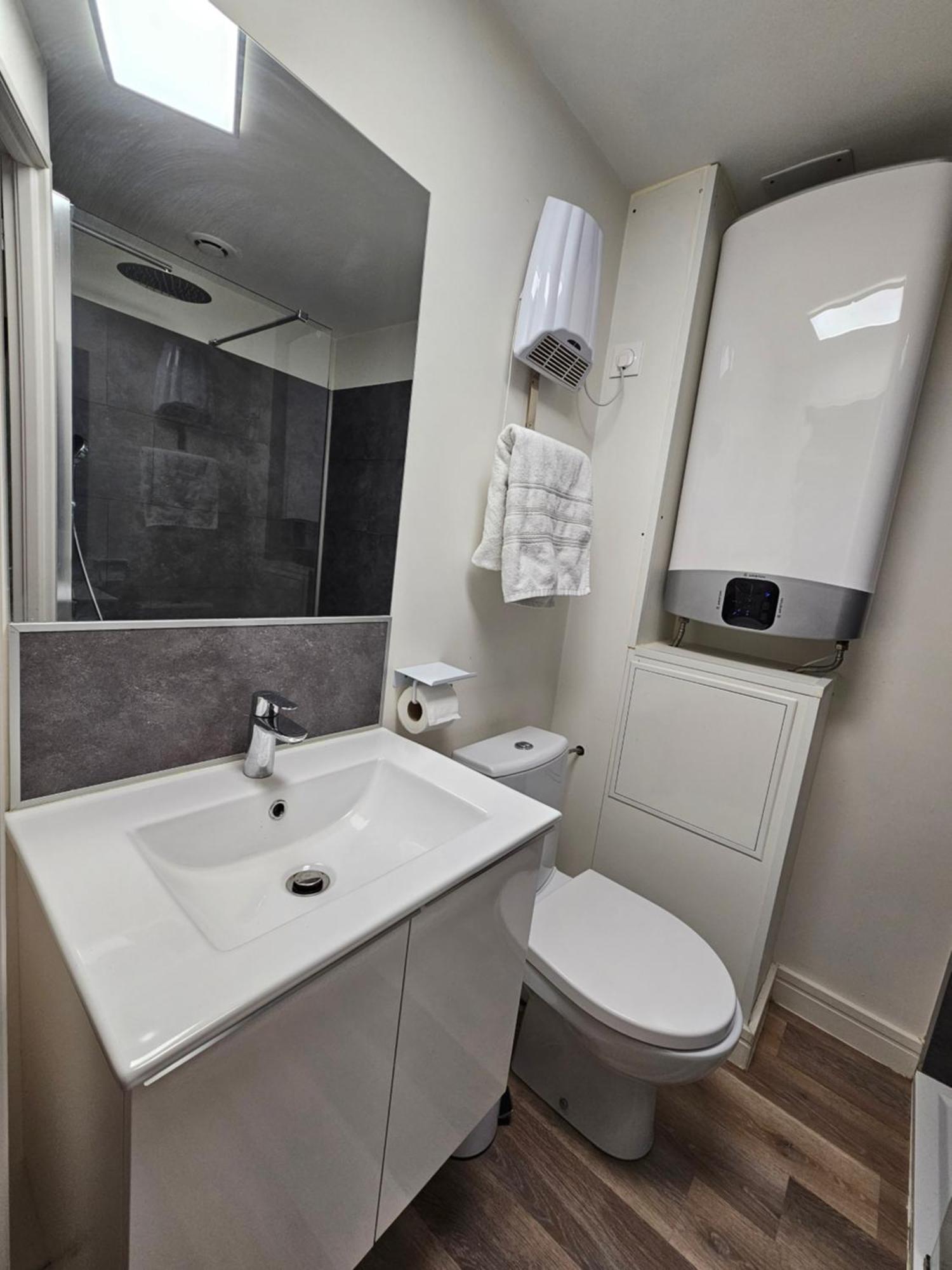 Au 3 Rue Manhes Apartman Albi Kültér fotó